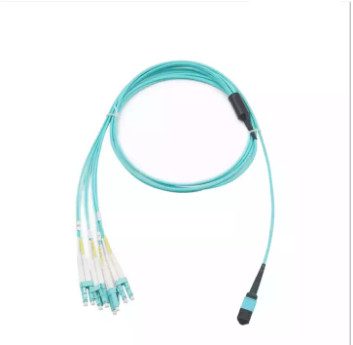 OM3 8 คอร์ MPO ถึง LC สายแพทช์ไฟเบอร์เพล็กซ์